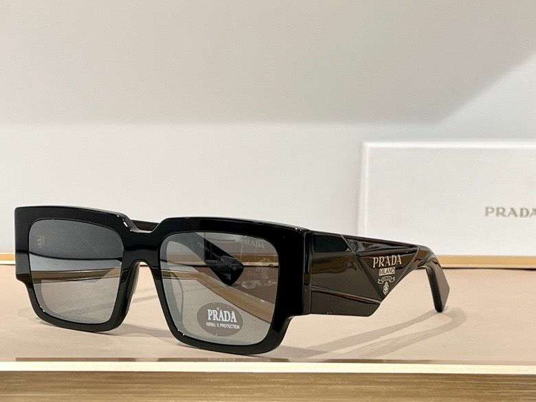 Picture of Givenchy Sunglasses _SKUfw44650276fw